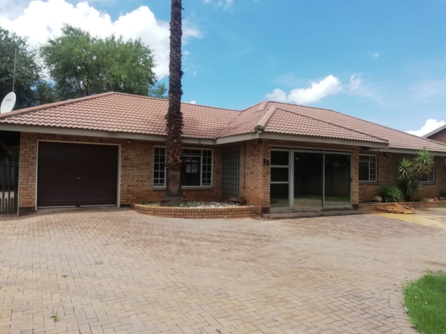 3 Bedroom Property for Sale in Vaalpark Free State